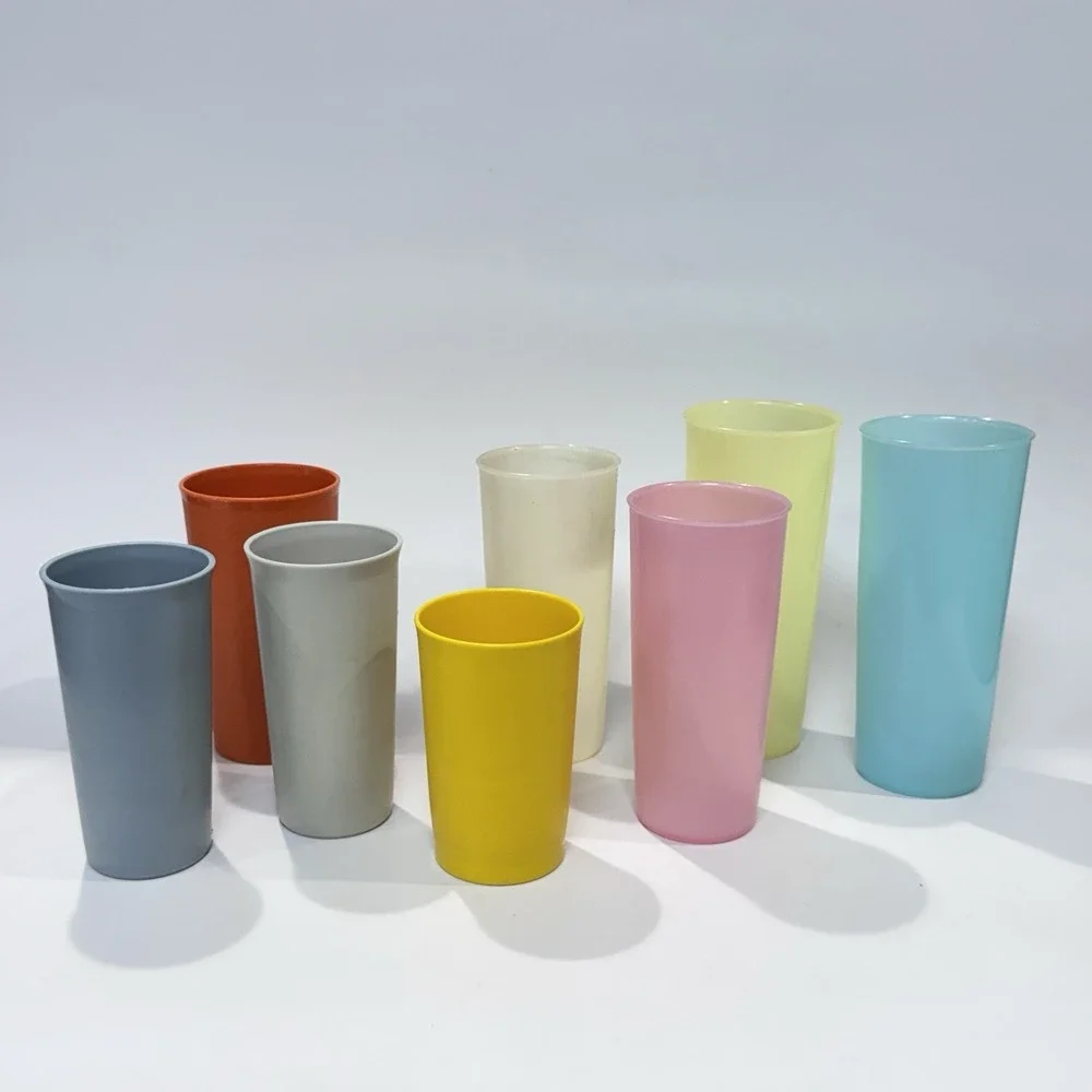 Vintage Tupperware Plastic Cups Tumblers Lot of 8‎ Various Colors & Years